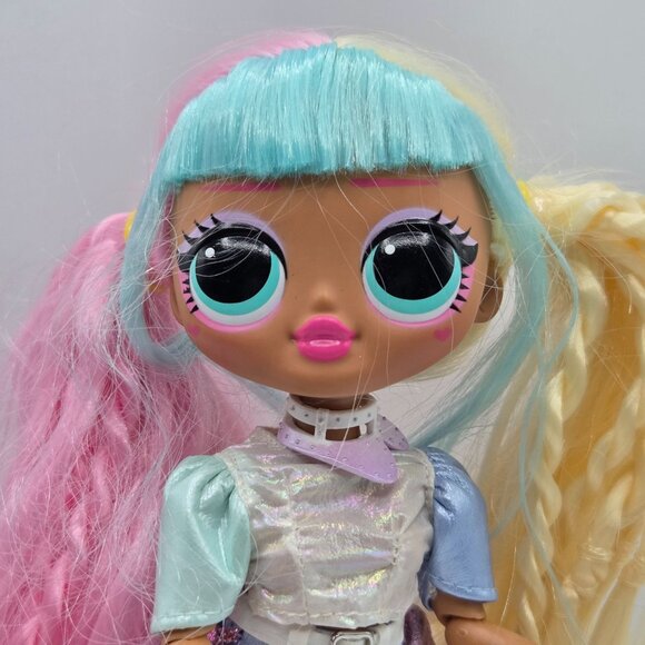 L.O.L. Surprise! O.M.G. Series 2 Candylicious Fashion Doll With Accessories - Picture 2 of 8